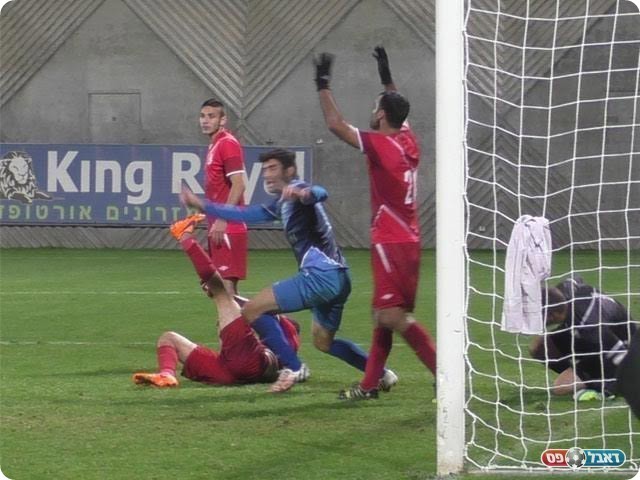 גומז. איזה בכורה חלומית (שקד מורג)